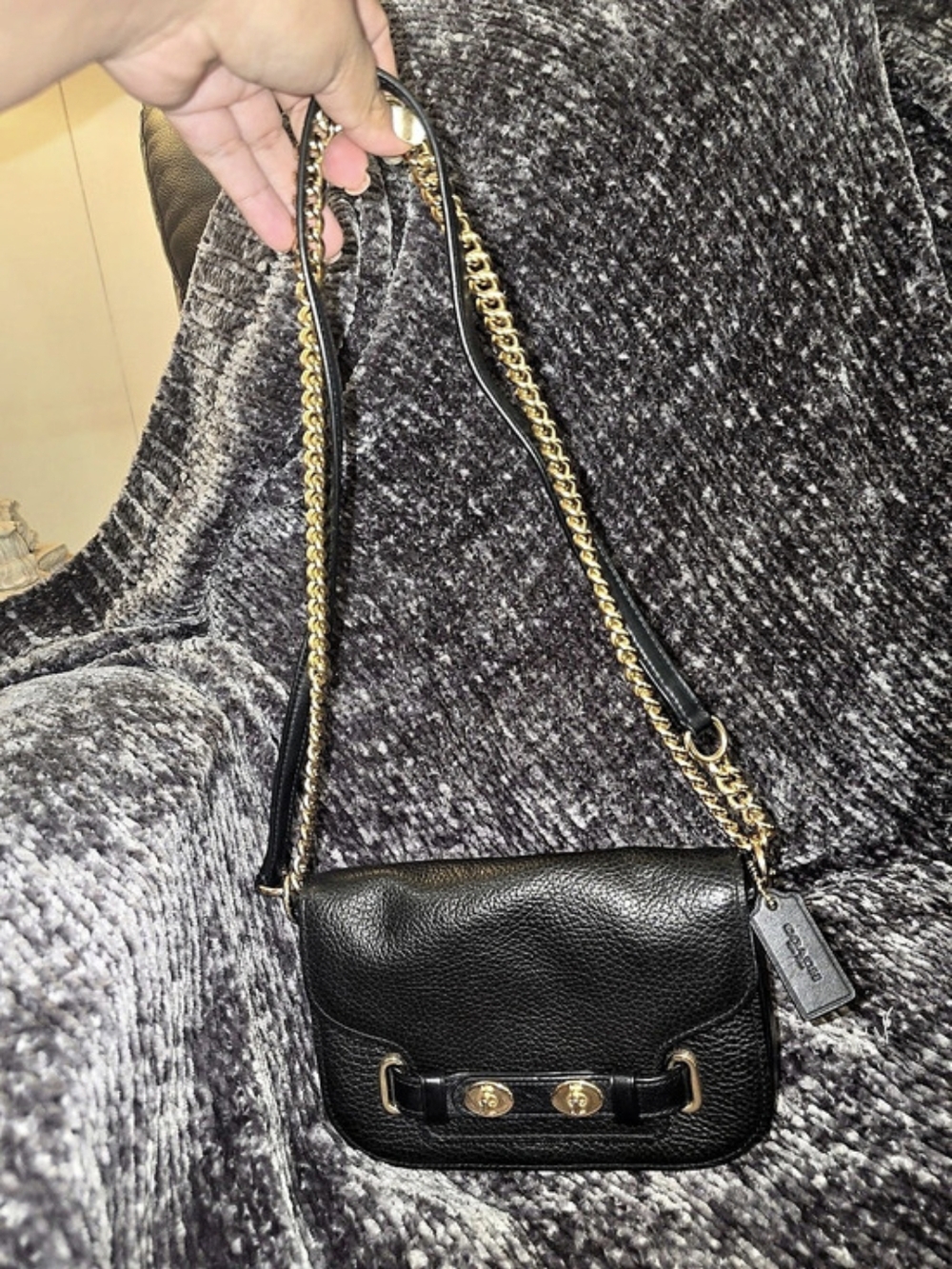 COACH Swagger 20 Chain Shoulder Bag Black